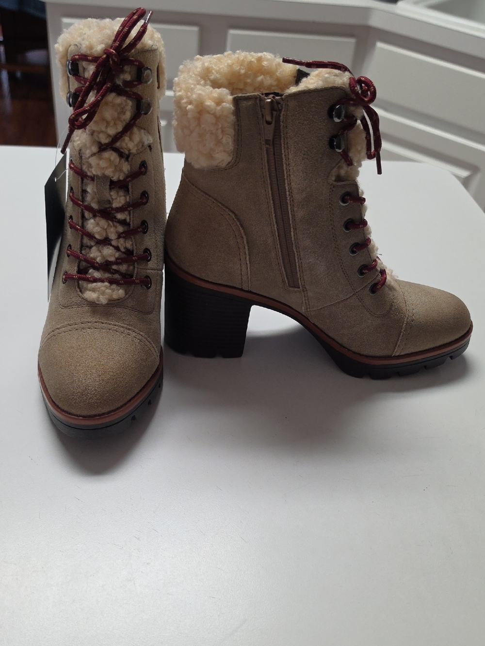 New Womens Naturalizer Oatmeal Color Waterproof Booties With Fur. Size 8.5 Med - Picture 7 of 11